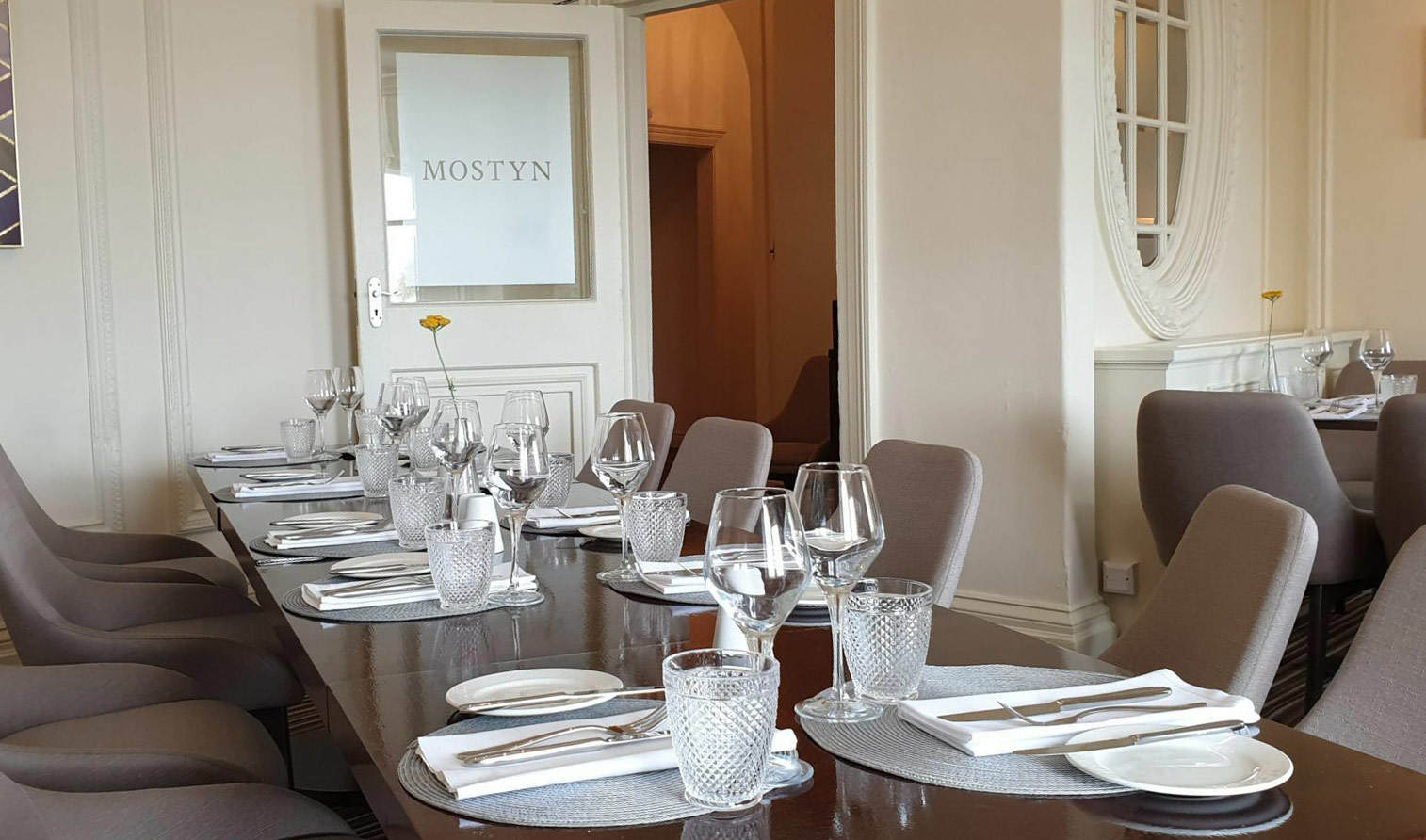 mostyn private dining and meeting room