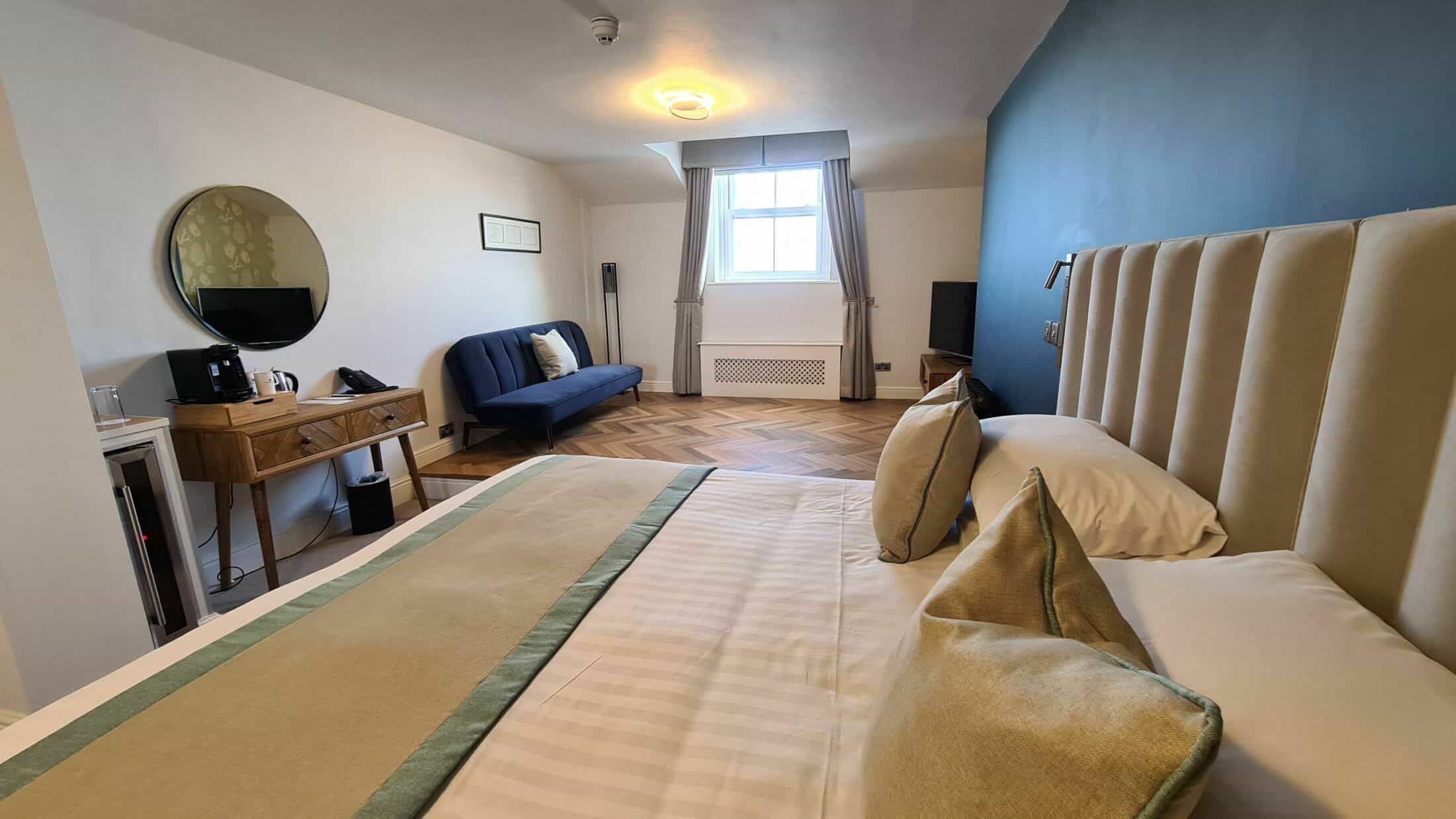 deluxe bed