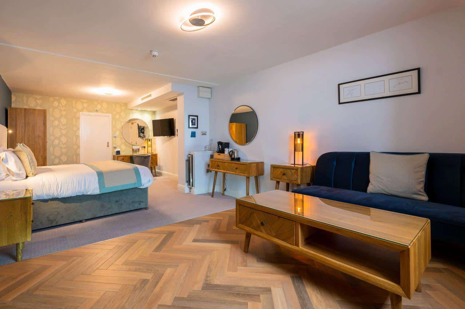 deluxe sofa